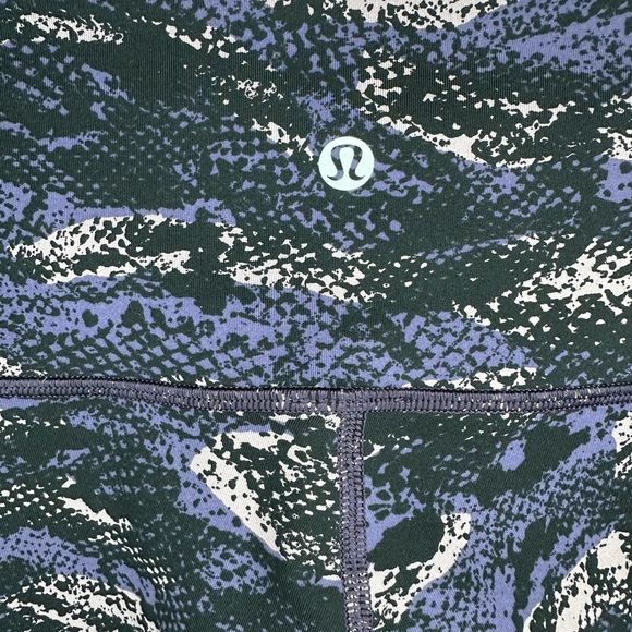 Lululemon Wunder Under High Rise 7/8 Full-On Luxtreme Tights Size 6 - Picture 6 of 8